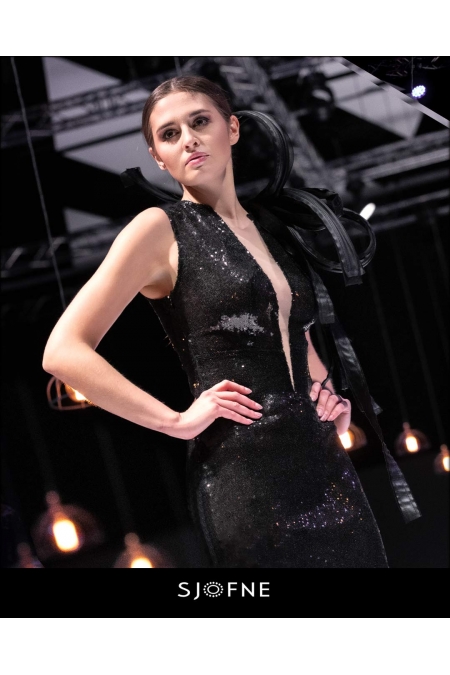 Czarna biżuteria Sjofne to ekskluzywna biżuteria artystyczna od polskiego projektanta mody
